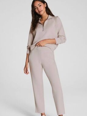 NWOT SPANX AirEssentials Slim Straight Pant XS French Grey